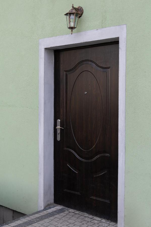Twoja Przestrzen Noclegi Pokoje Mieszkanie Do Wynajecia โนวิซอนช์ ภายนอก รูปภาพ