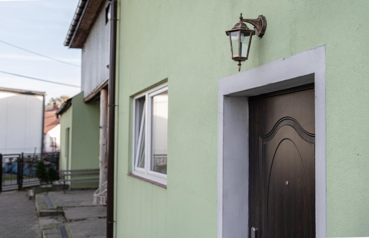 Twoja Przestrzen Noclegi Pokoje Mieszkanie Do Wynajecia โนวิซอนช์ ภายนอก รูปภาพ